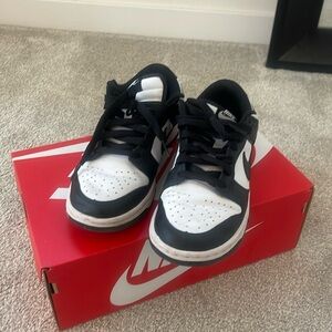Nike Panda Dunks
